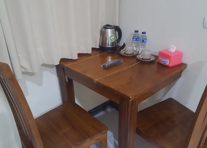 Kostel Wood 7296 Hotel Semarang